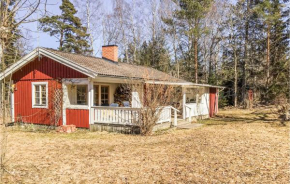 Stunning home in Grisslehamn with 3 Bedrooms